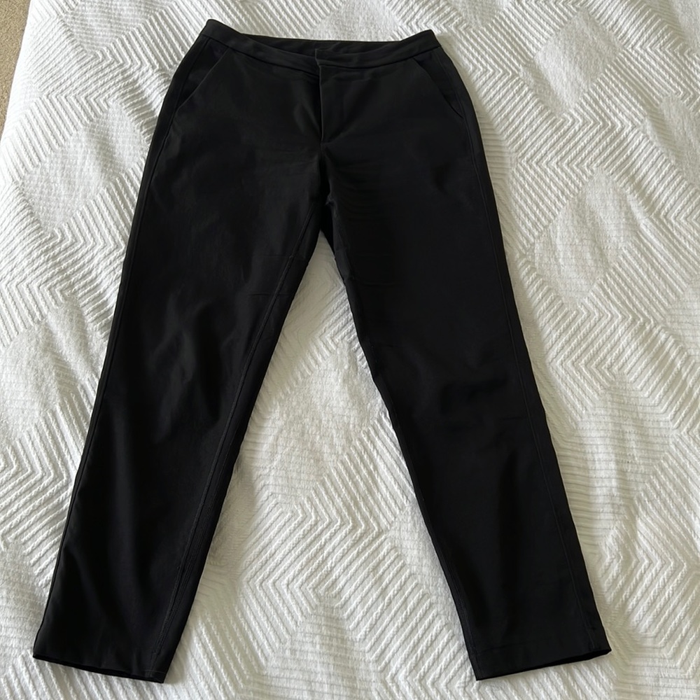 Lululemon black city trek trouser